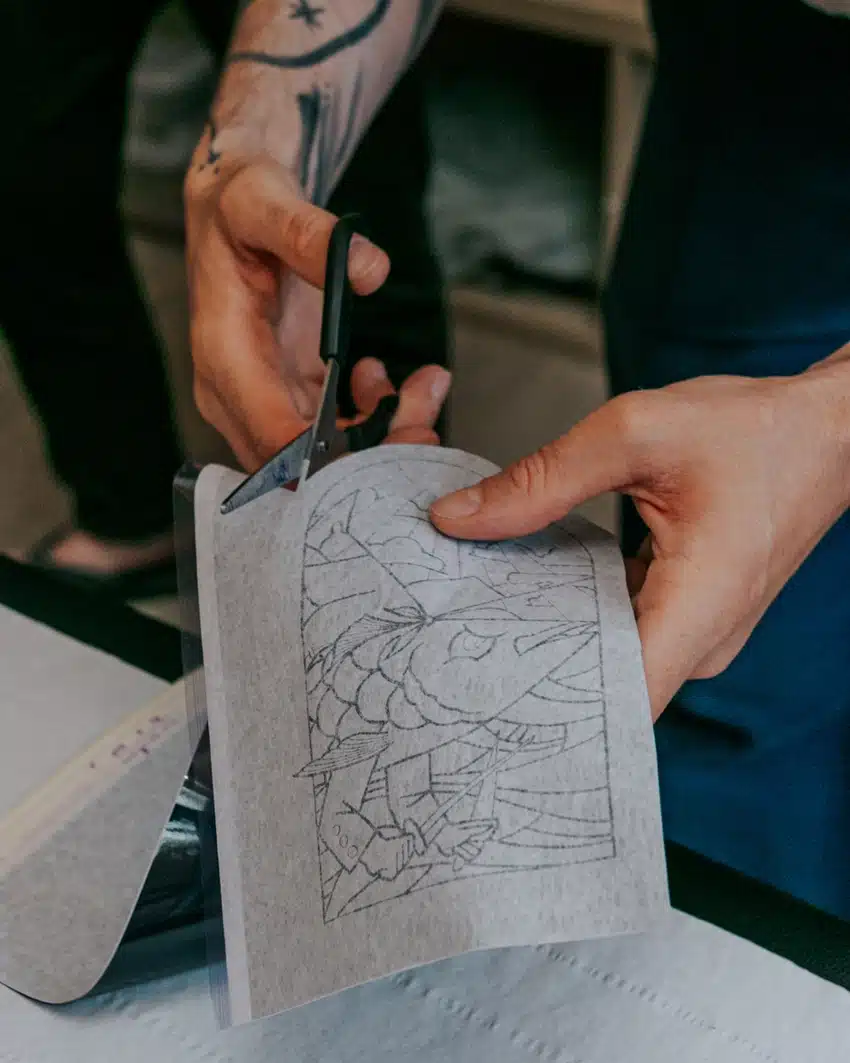 Prestation de photographie d'entreprise pour Herya (Antoine), tatoueur à Bagnères de Bigorre.