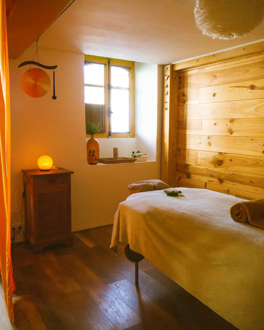 Prestation de photographie d'entreprise pour Les Chemains d'Isa, cabinet de massage bien-être à Bagnères de Bigorre.