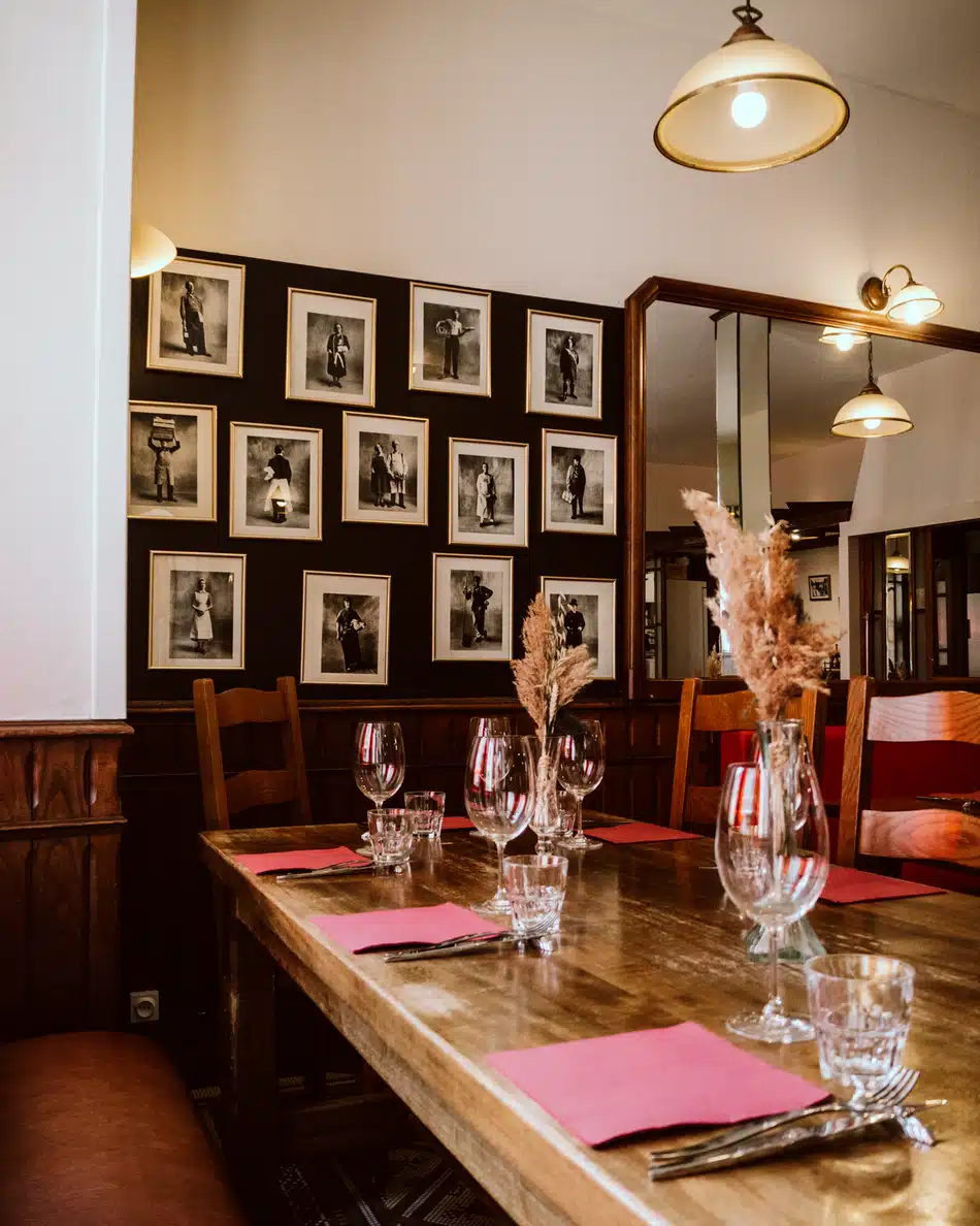 Photographie d'entreprise pour le restaurant vintage La Courte Echelle à Bagnères de Bigorre