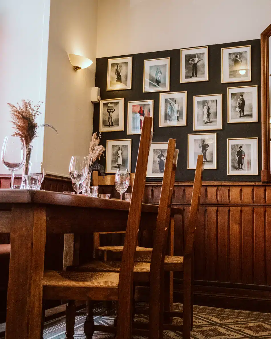 Photographie d'entreprise pour le restaurant vintage La Courte Echelle à Bagnères de Bigorre