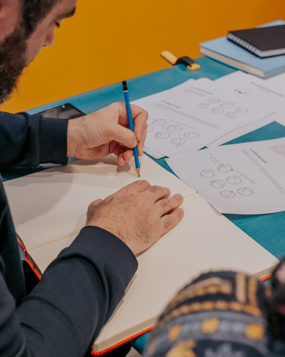 Prestation de photographie pour la mise en valeur d'ateliers d'art par Célina Guiné