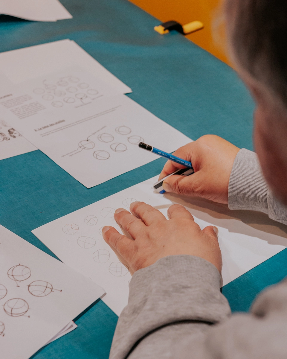 Prestation de photographie pour la mise en valeur d'ateliers d'art par Célina Guiné