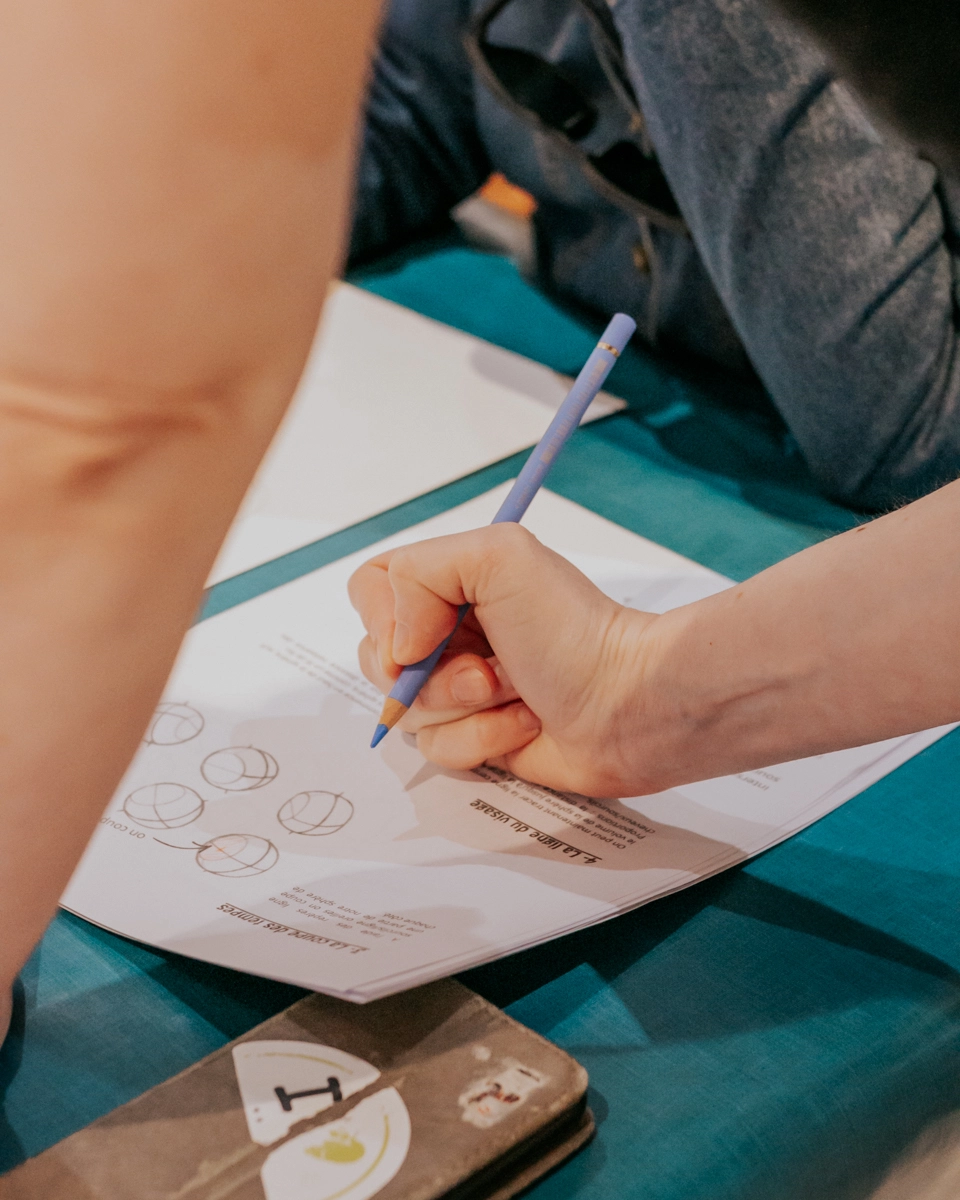 Prestation de photographie pour la mise en valeur d'ateliers d'art par Célina Guiné